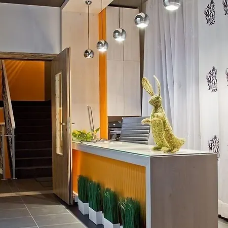 Silverton -sauna,jacuzzi,mini Silownia,bar Sezonowy, Przyjazny Rodzinom Bed and breakfast Białka Tatrzańska
