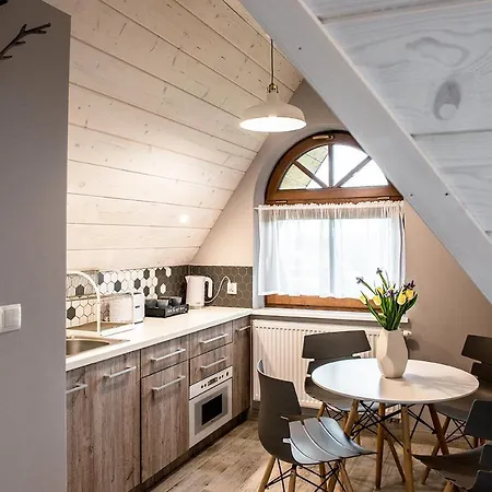Bed and breakfast Silverton -sauna,jacuzzi,mini Silownia,bar Sezonowy, Przyjazny Rodzinom 3*